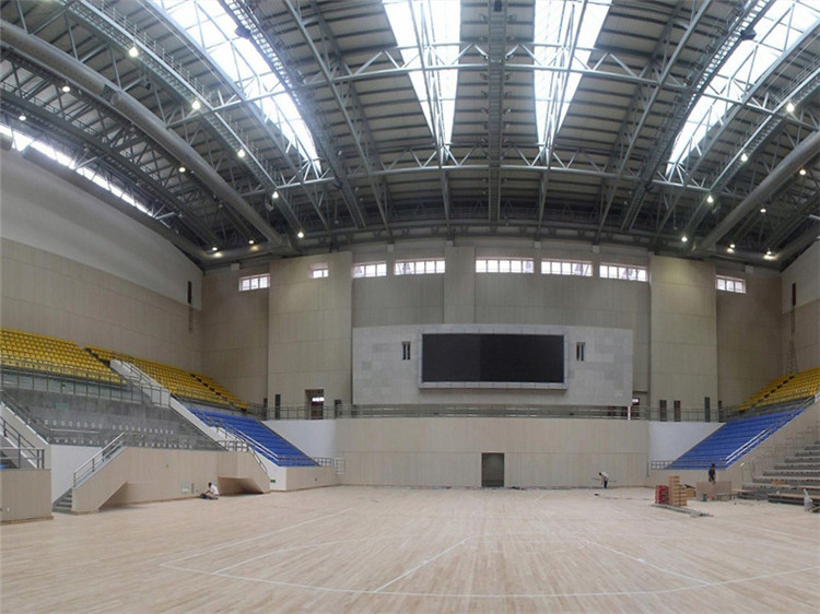 清远葫芦岛体育委员会运动场